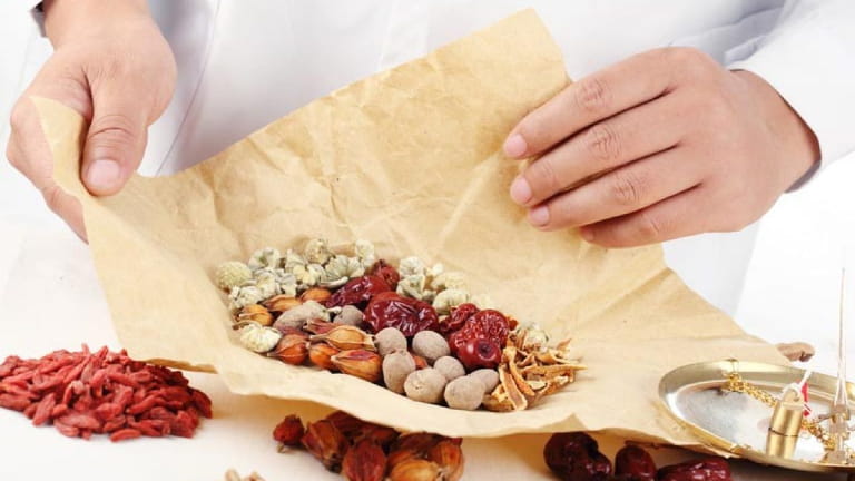 Khám hiếm muộn bằng đông y ở đâu